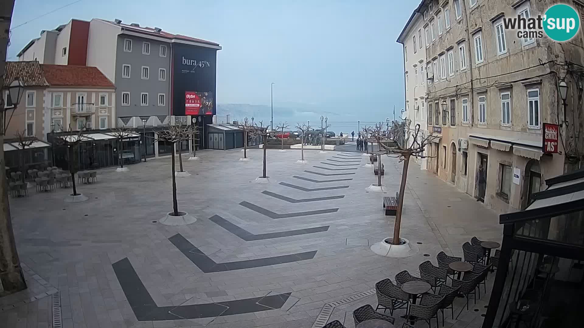 Zentrum der Stadt Senj – Pavlin platz – Live Cam Dalmatia