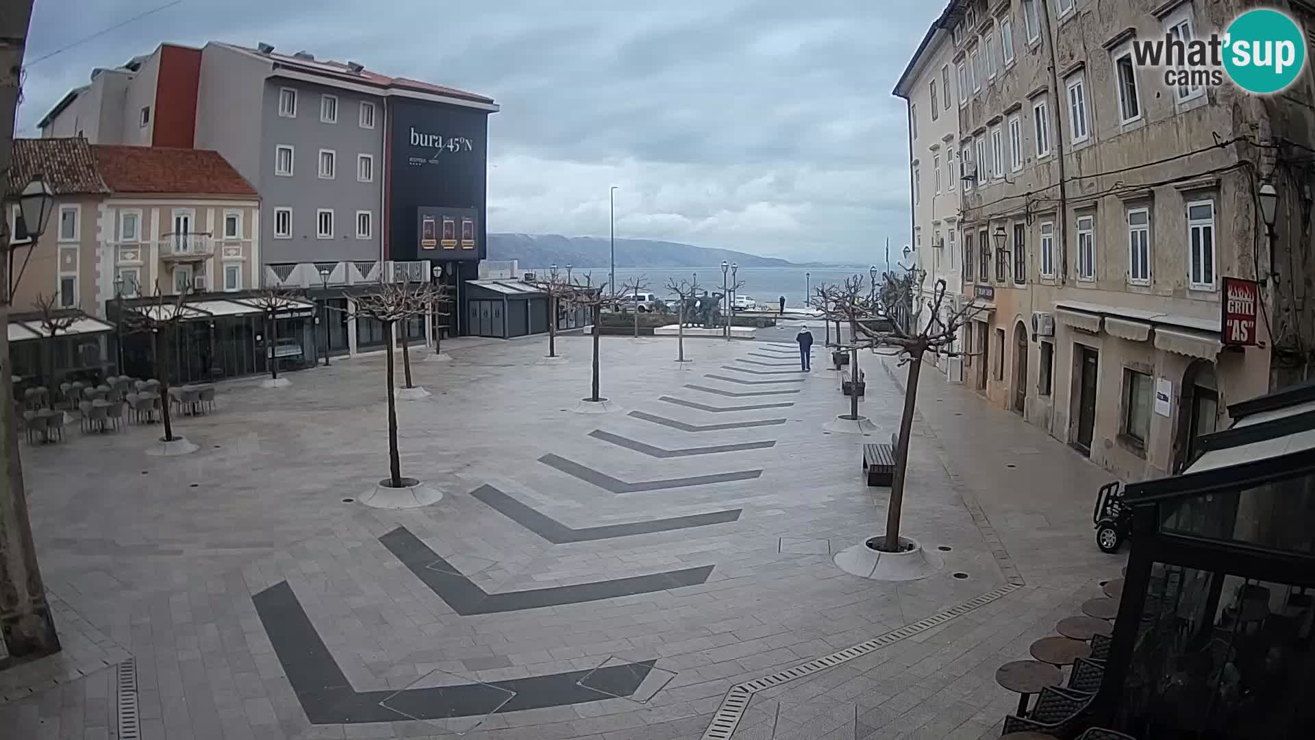 Centro de la ciudad de Senj – plaza Pavlin – Live Cam Dalmacia