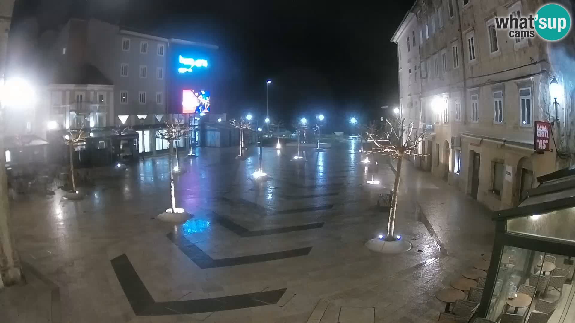 Zentrum der Stadt Senj – Pavlin platz – Live Cam Dalmatia