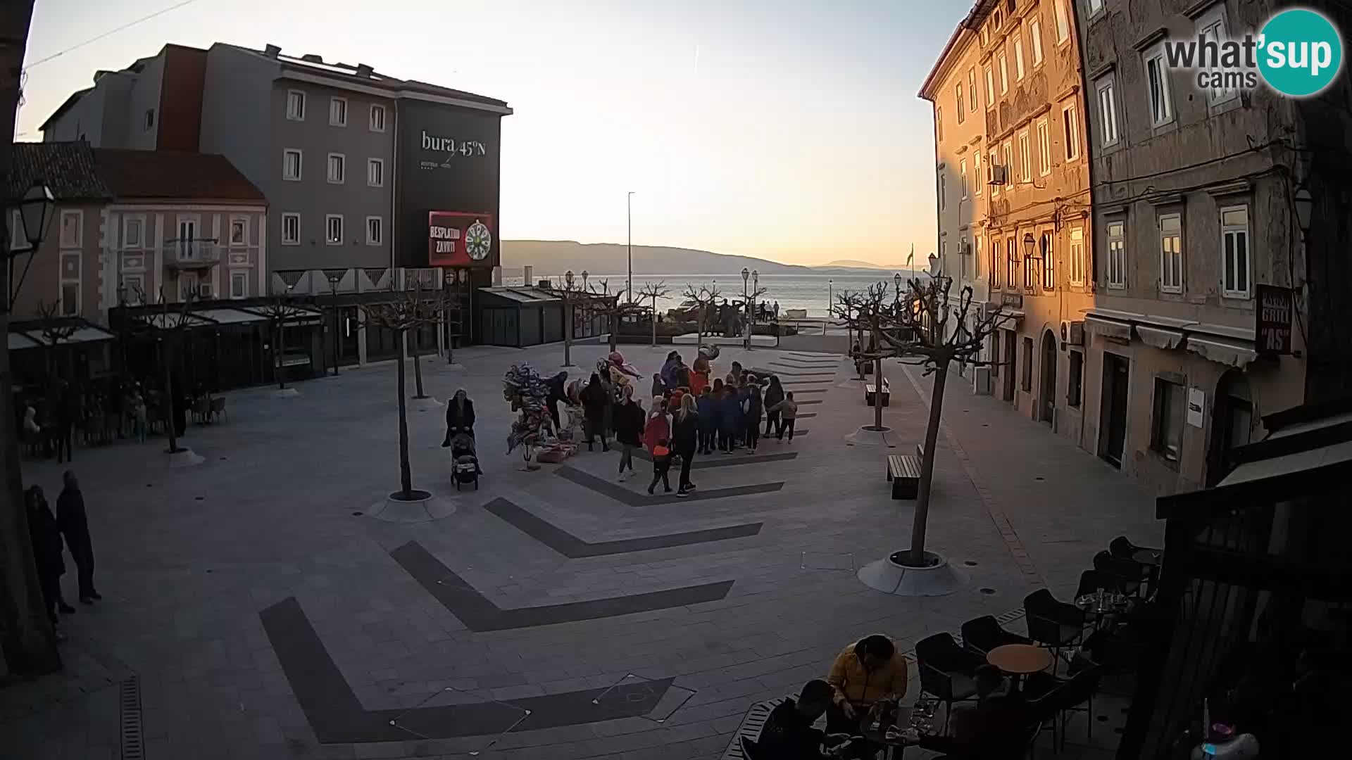 Centro de la ciudad de Senj – plaza Pavlin – Live Cam Dalmacia