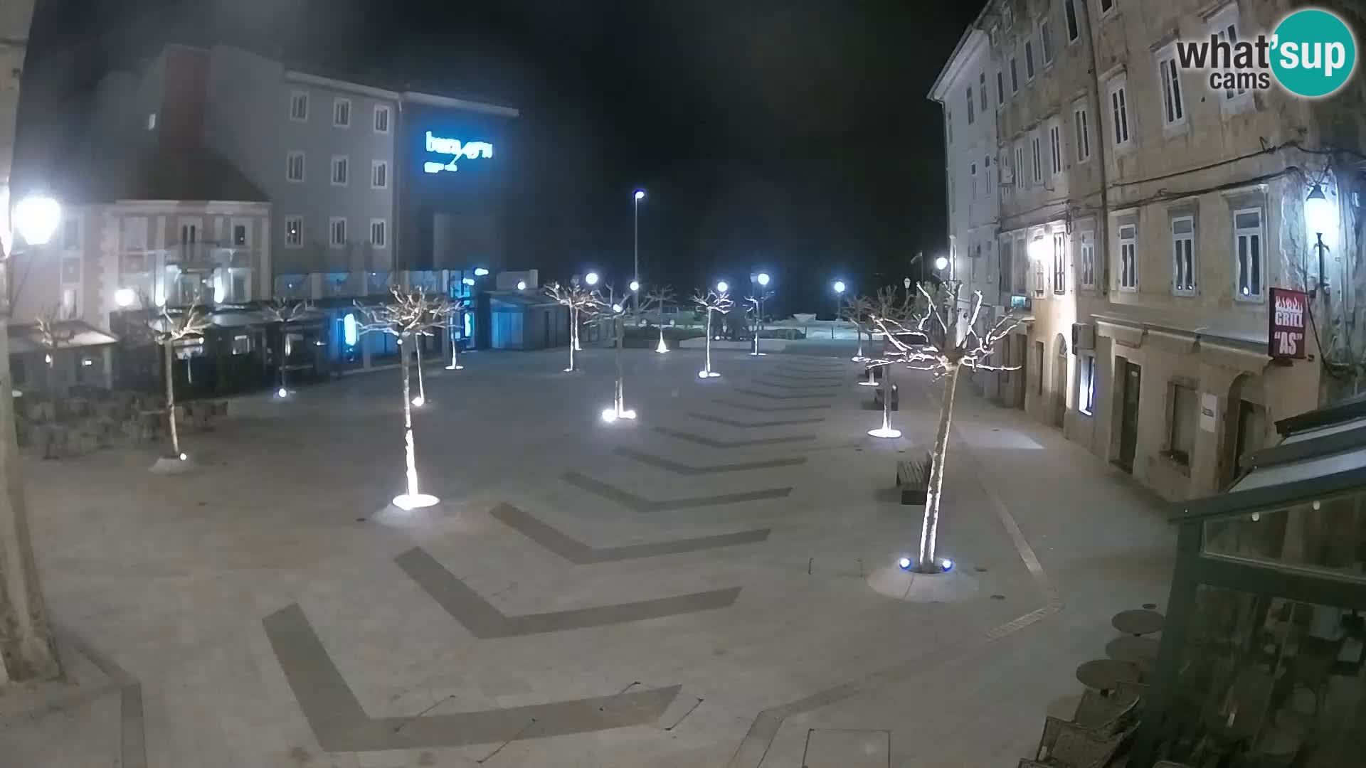 Zentrum der Stadt Senj – Pavlin platz – Live Cam Dalmatia