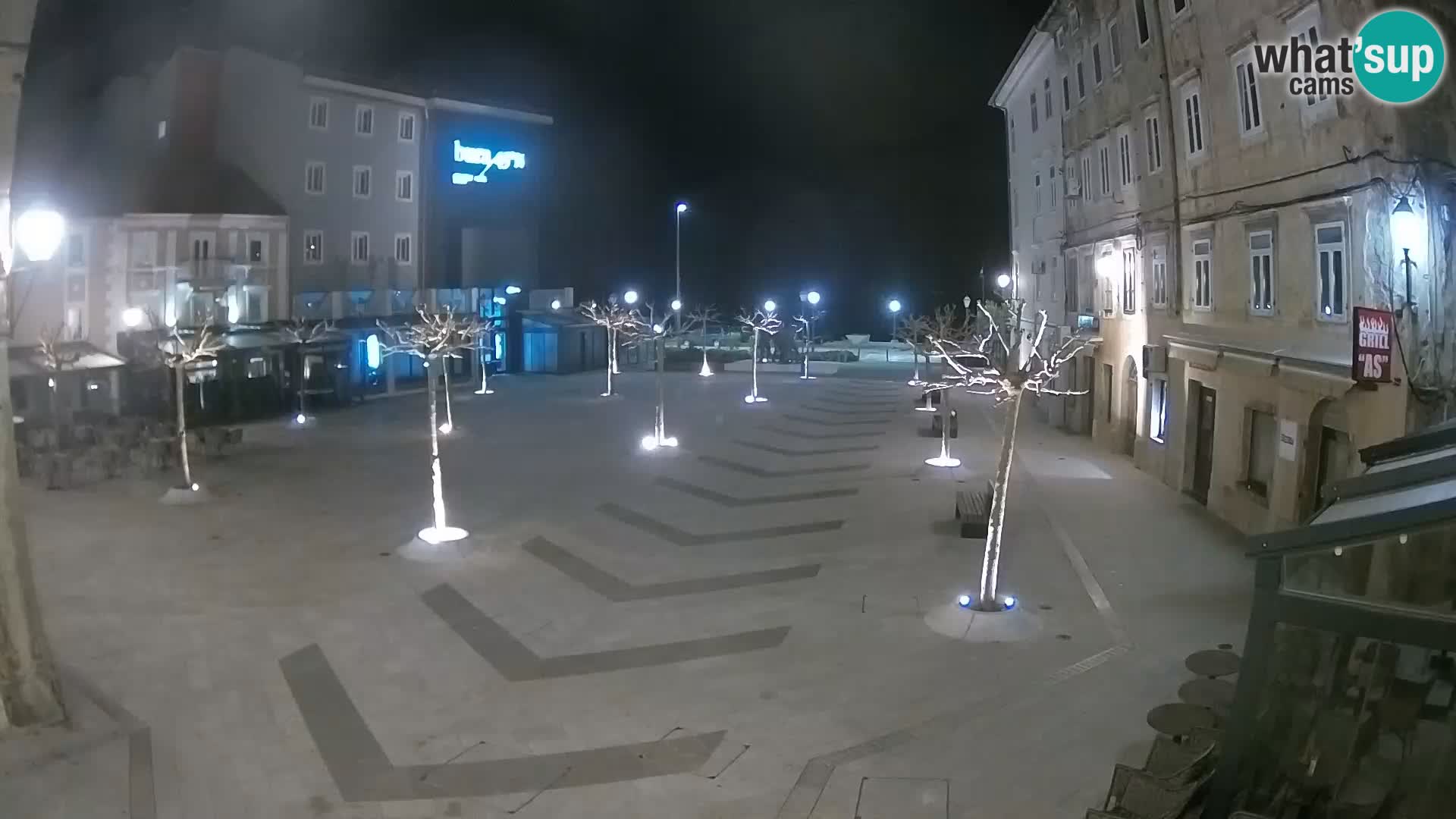 Centro de la ciudad de Senj – plaza Pavlin – Live Cam Dalmacia