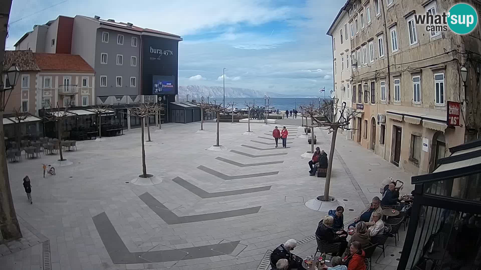 Center of Senj city – Pavlin square – Live Cam Dalmatia