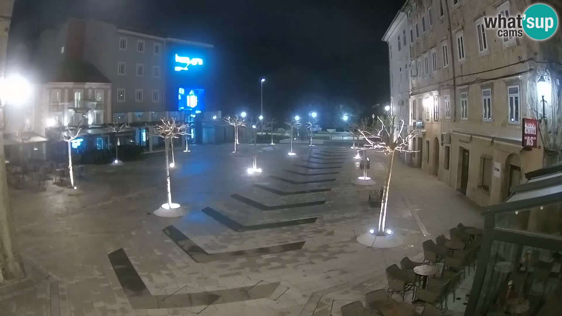 Centro de la ciudad de Senj – plaza Pavlin – Live Cam Dalmacia