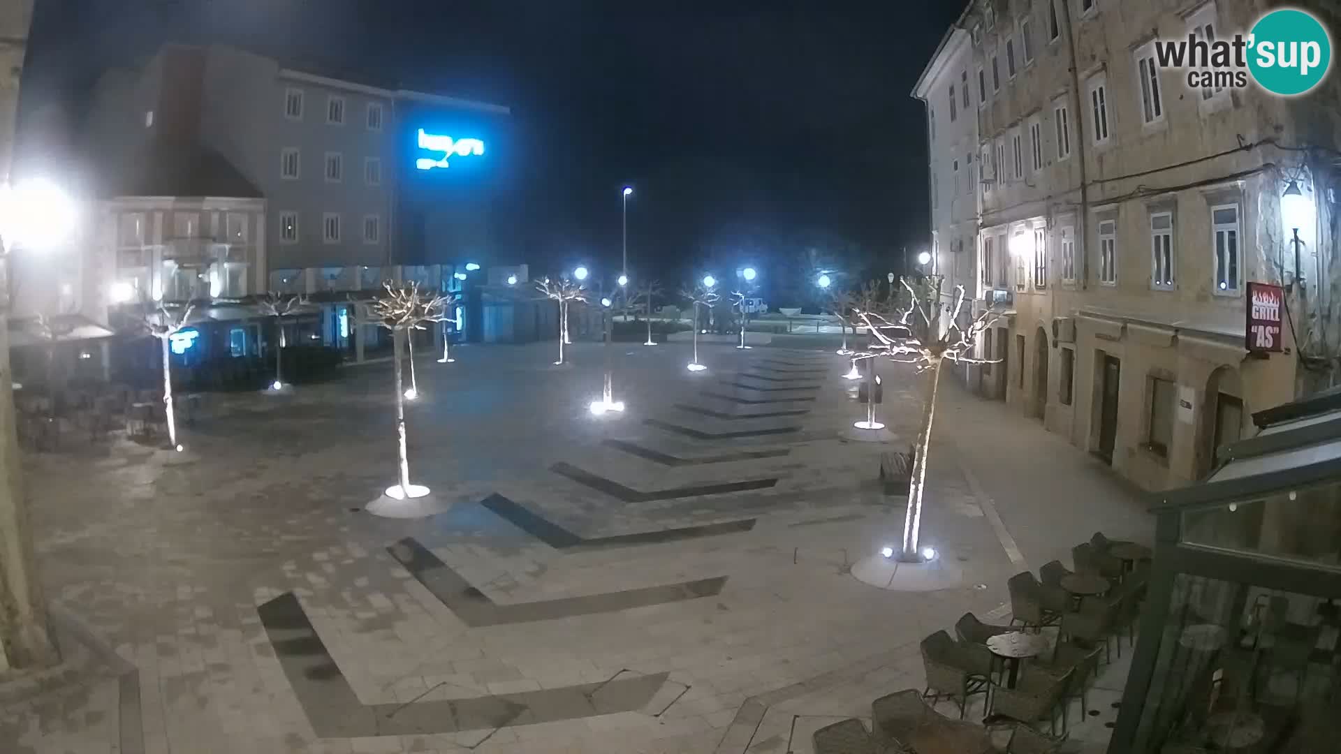 Centro de la ciudad de Senj – plaza Pavlin – Live Cam Dalmacia