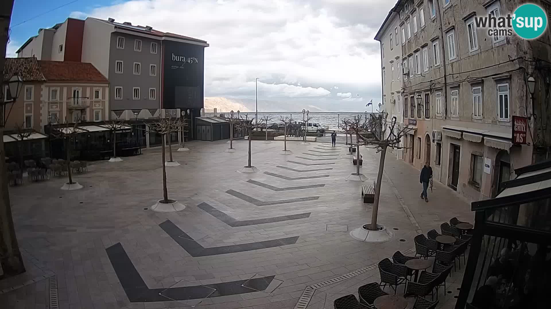 Centro de la ciudad de Senj – plaza Pavlin – Live Cam Dalmacia