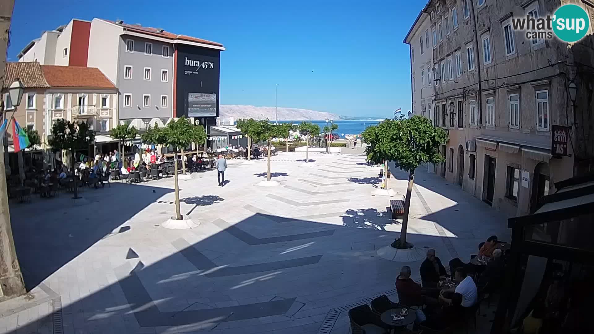 Center mesta Senj – Pavlinski trg – spletne kamere Dalmacija