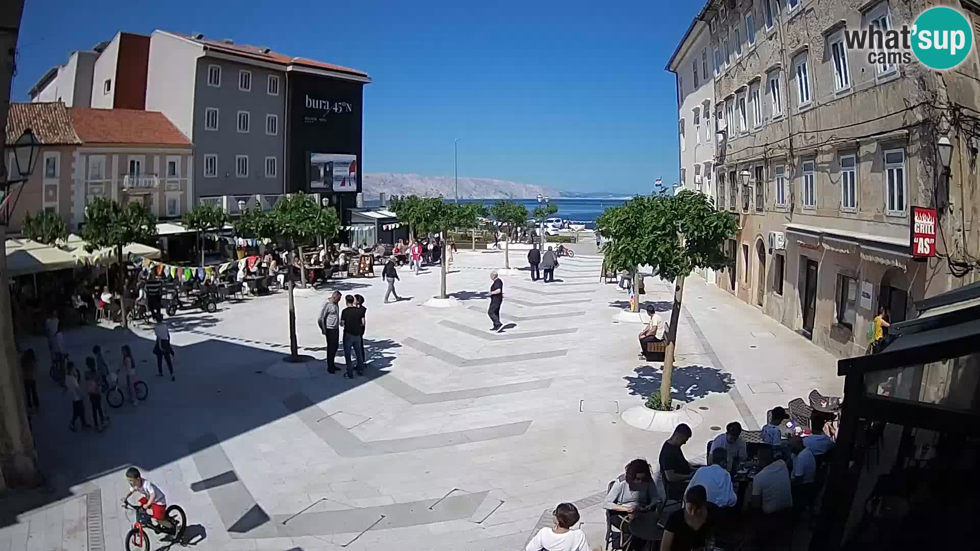 Center of Senj city – Pavlin square – Live Cam Dalmatia