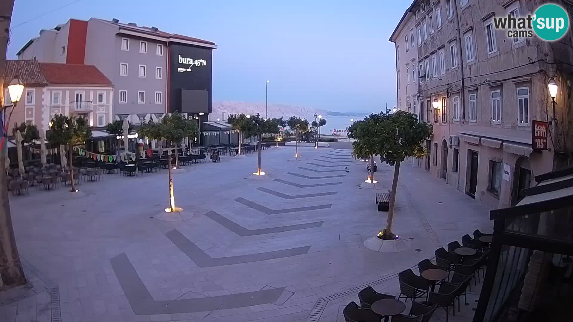 Zentrum der Stadt Senj – Pavlin platz – Live Cam Dalmatia