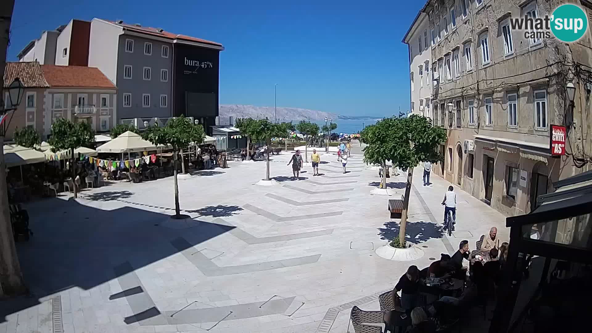 Zentrum der Stadt Senj – Pavlin platz – Live Cam Dalmatia