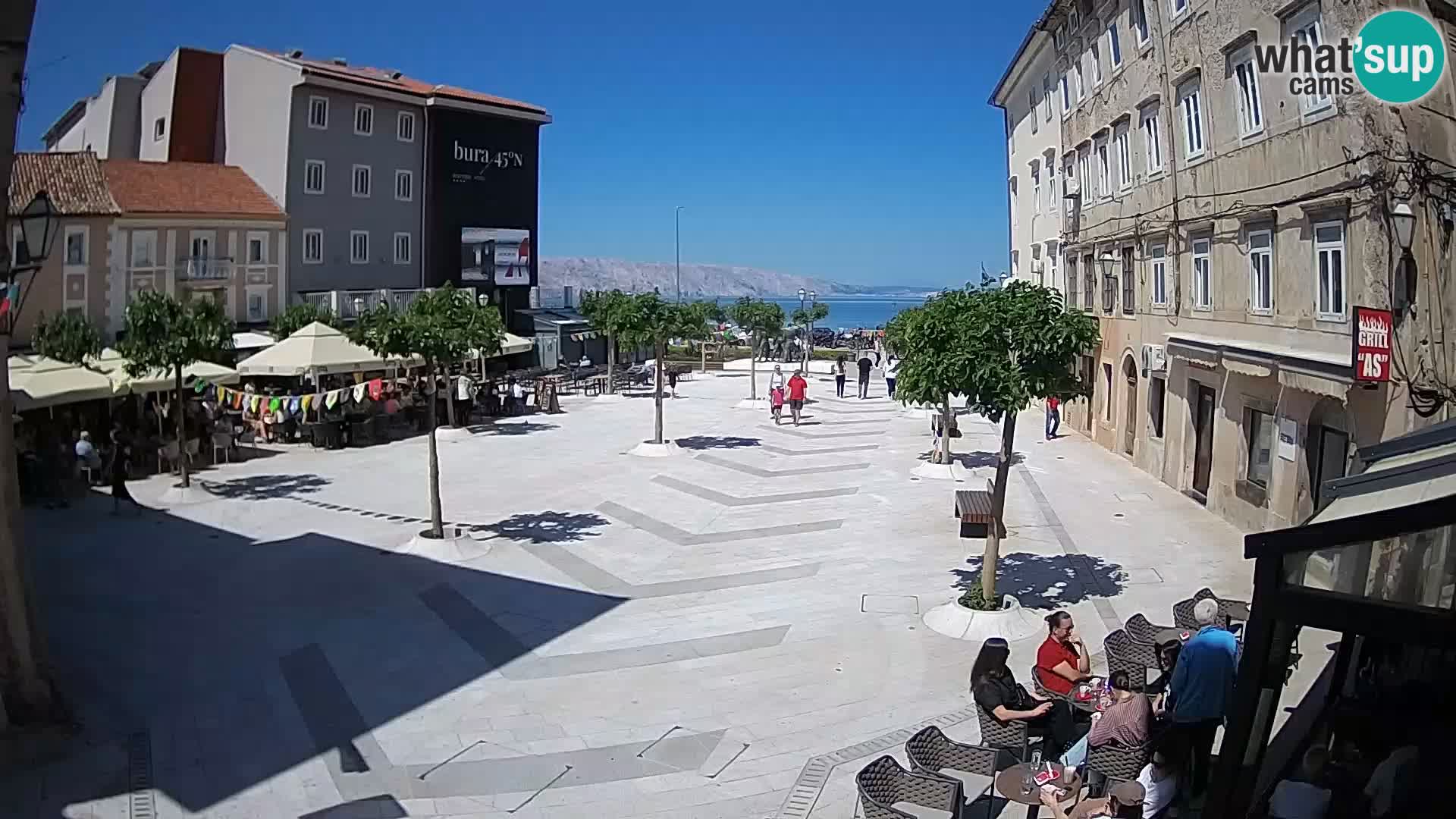 Centar grada Senja – Pavlinski trg – web kamere Dalmacija