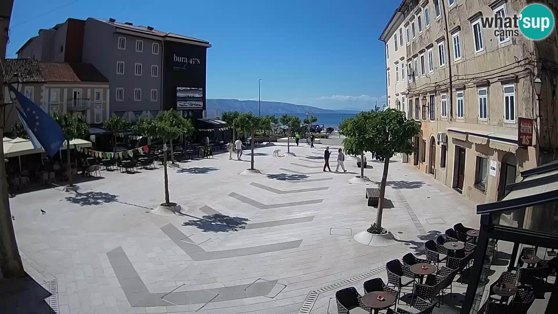 Center of Senj city – Pavlin square – Live Cam Dalmatia