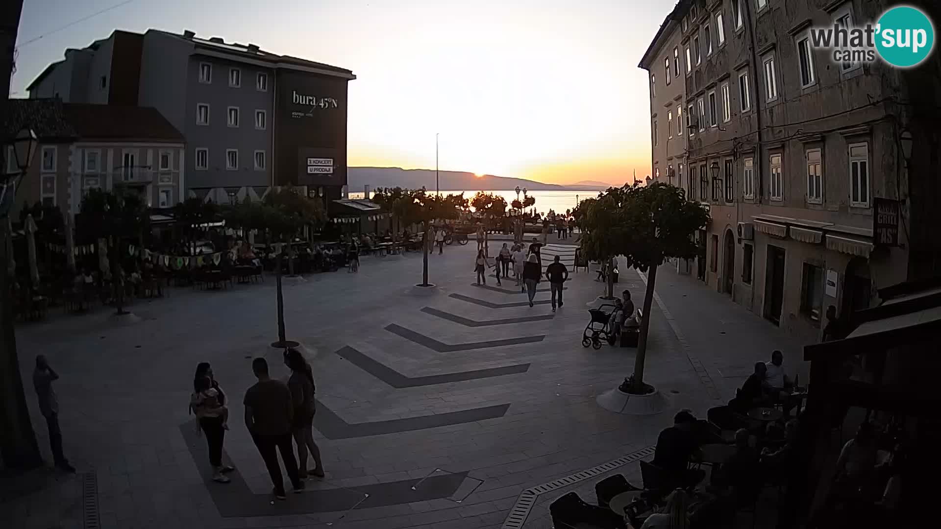 Center mesta Senj – Pavlinski trg – spletne kamere Dalmacija