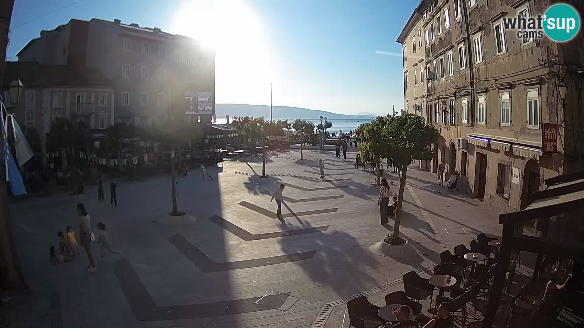 Center mesta Senj – Pavlinski trg – spletne kamere Dalmacija