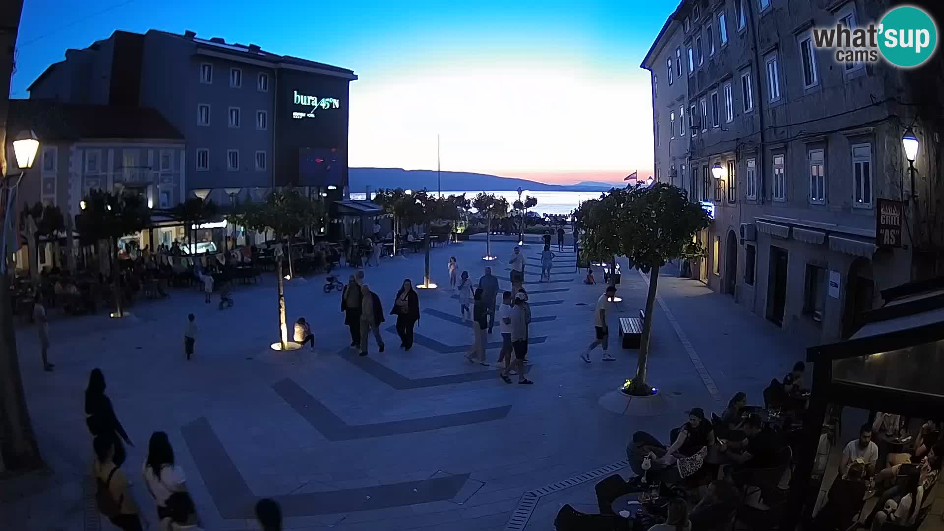 Centro de la ciudad de Senj – plaza Pavlin – Live Cam Dalmacia