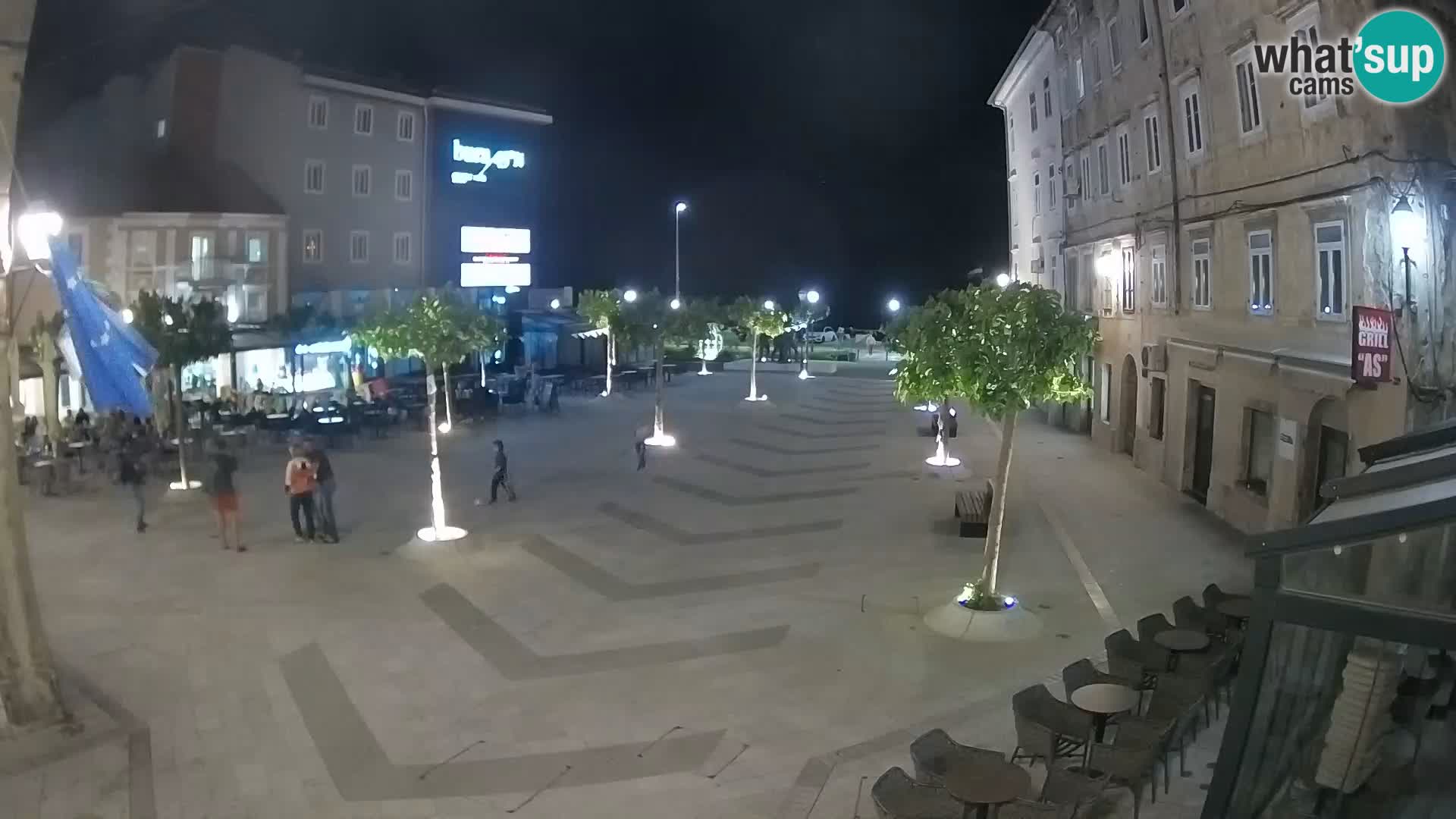 Centar grada Senja – Pavlinski trg – web kamere Dalmacija