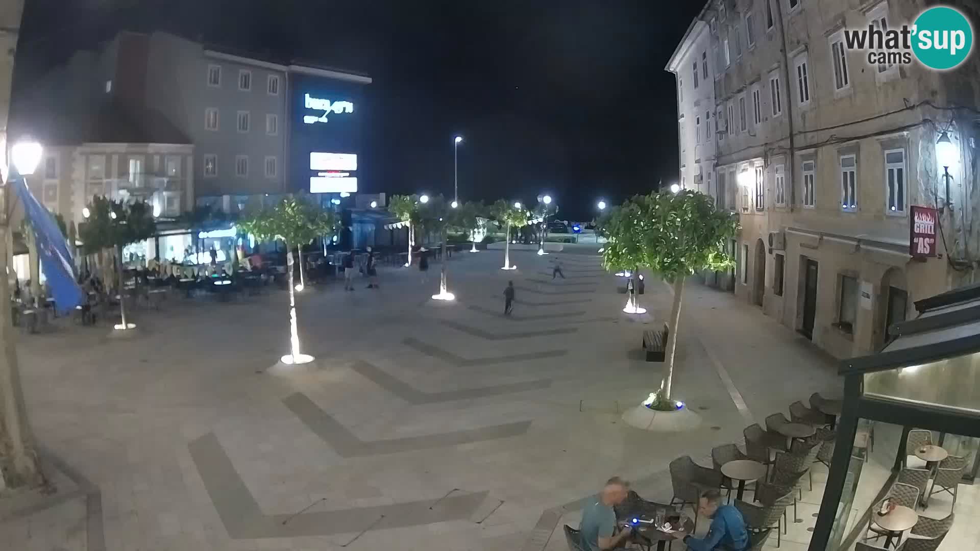 Center mesta Senj – Pavlinski trg – spletne kamere Dalmacija