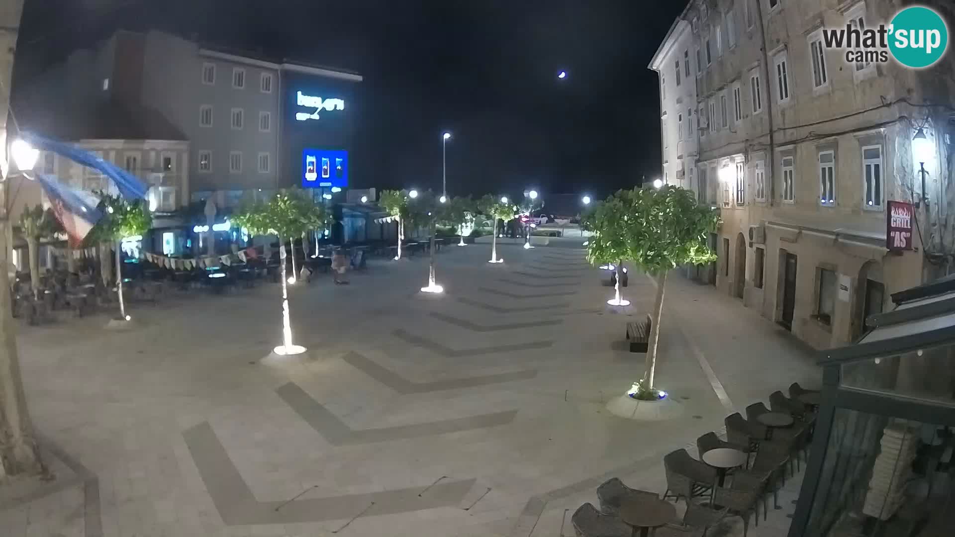 Zentrum der Stadt Senj – Pavlin platz – Live Cam Dalmatia