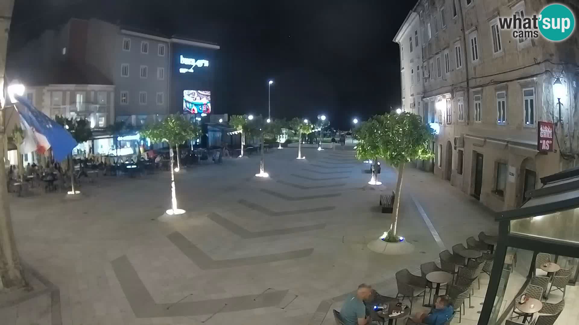 Centar grada Senja – Pavlinski trg – web kamere Dalmacija