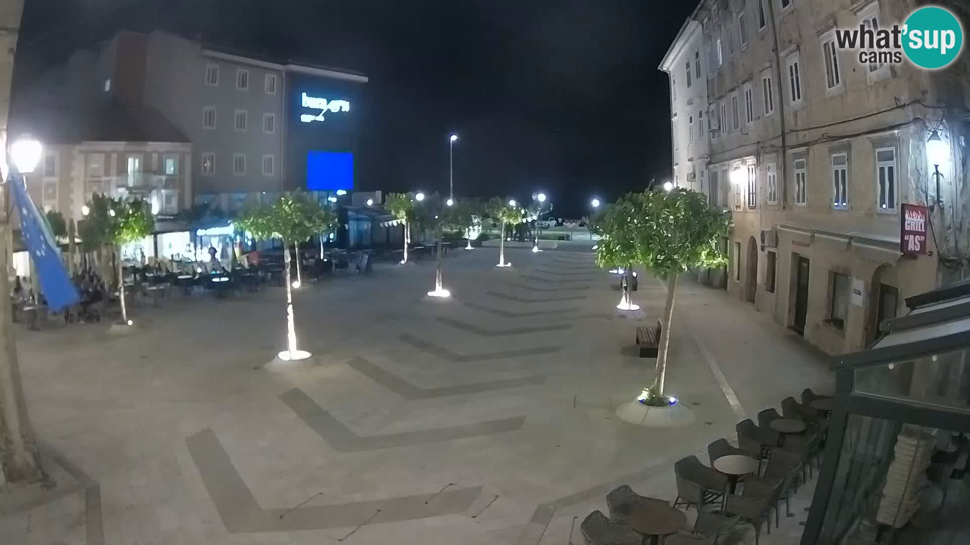 Centar grada Senja – Pavlinski trg – web kamere Dalmacija