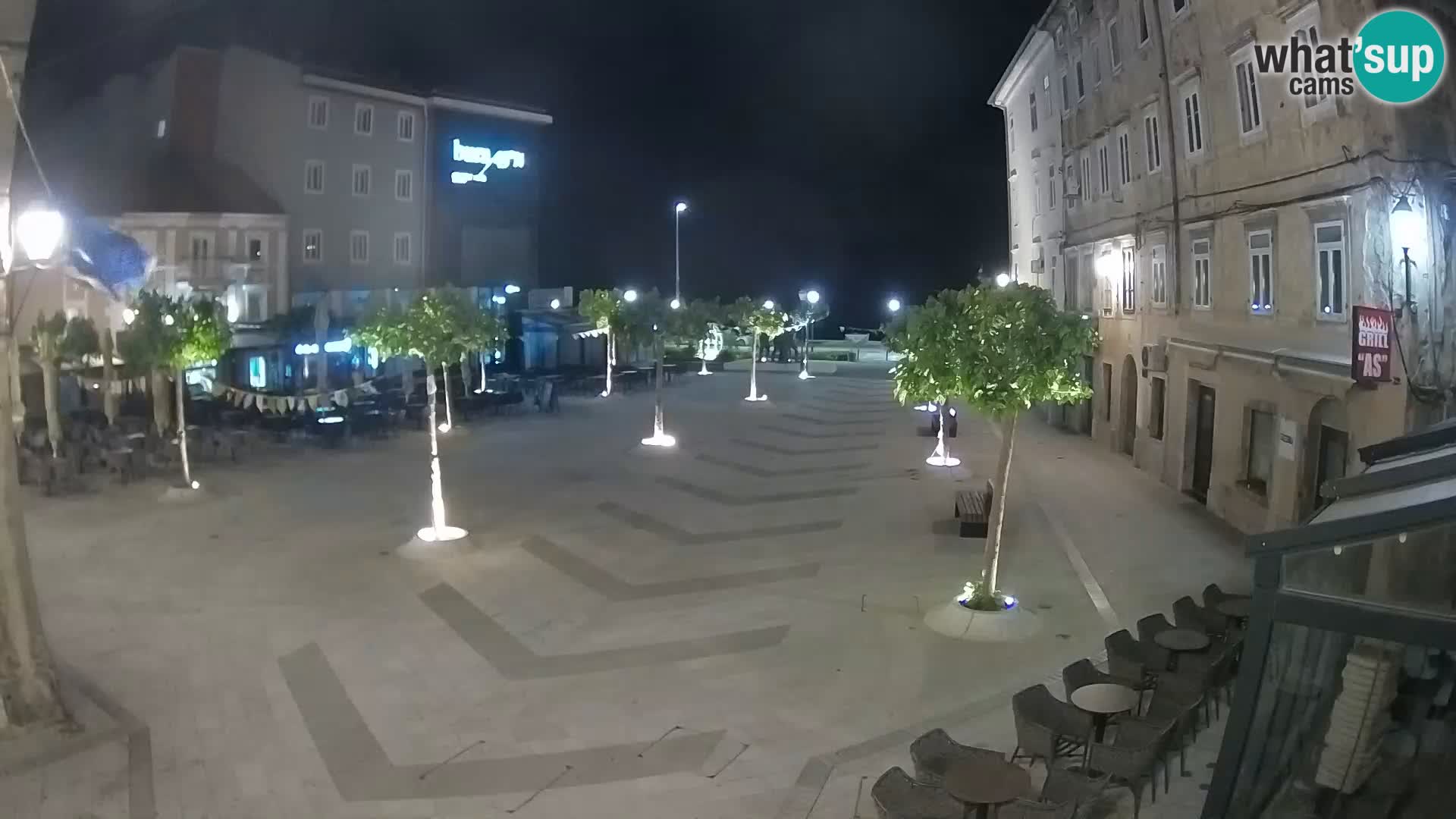 Zentrum der Stadt Senj – Pavlin platz – Live Cam Dalmatia