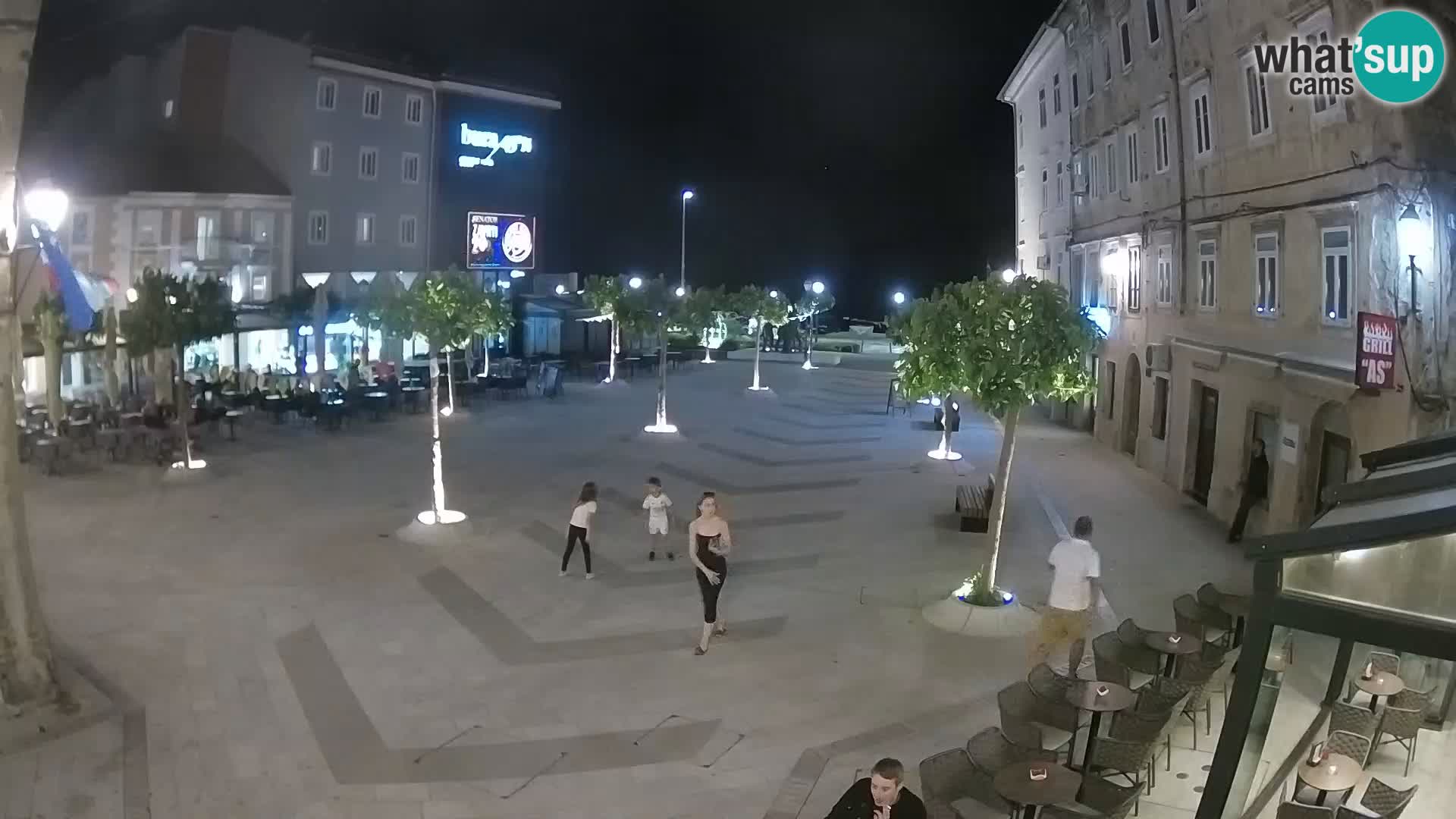 Zentrum der Stadt Senj – Pavlin platz – Live Cam Dalmatia