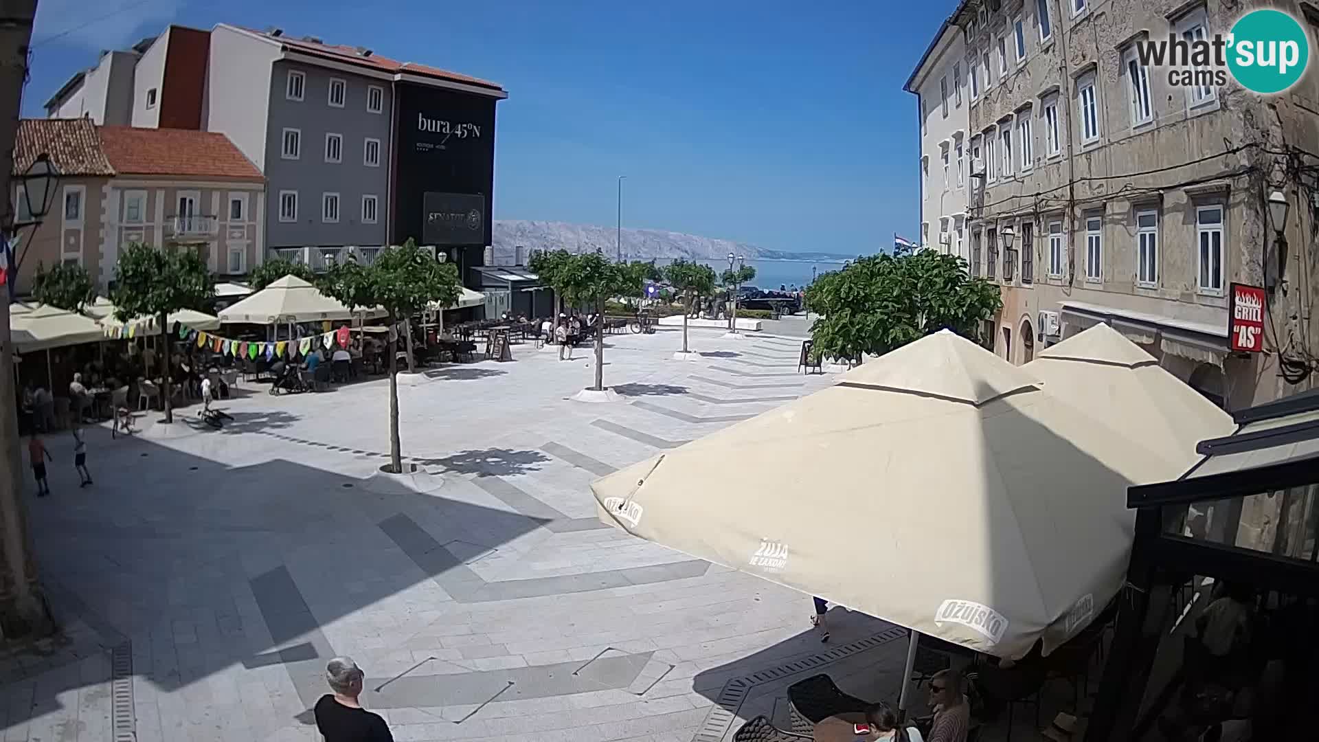 Center mesta Senj – Pavlinski trg – spletne kamere Dalmacija