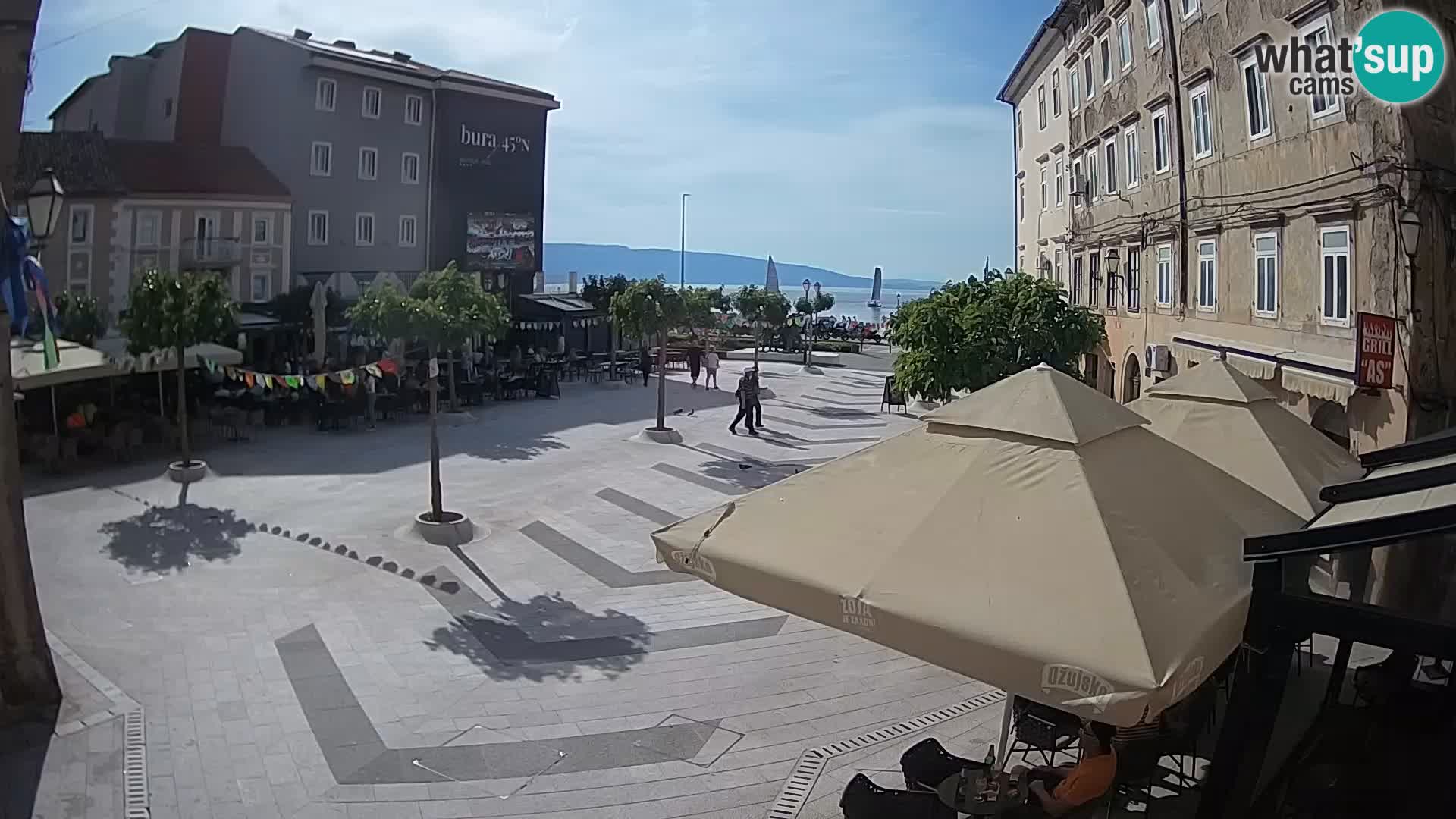 Zentrum der Stadt Senj – Pavlin platz – Live Cam Dalmatia