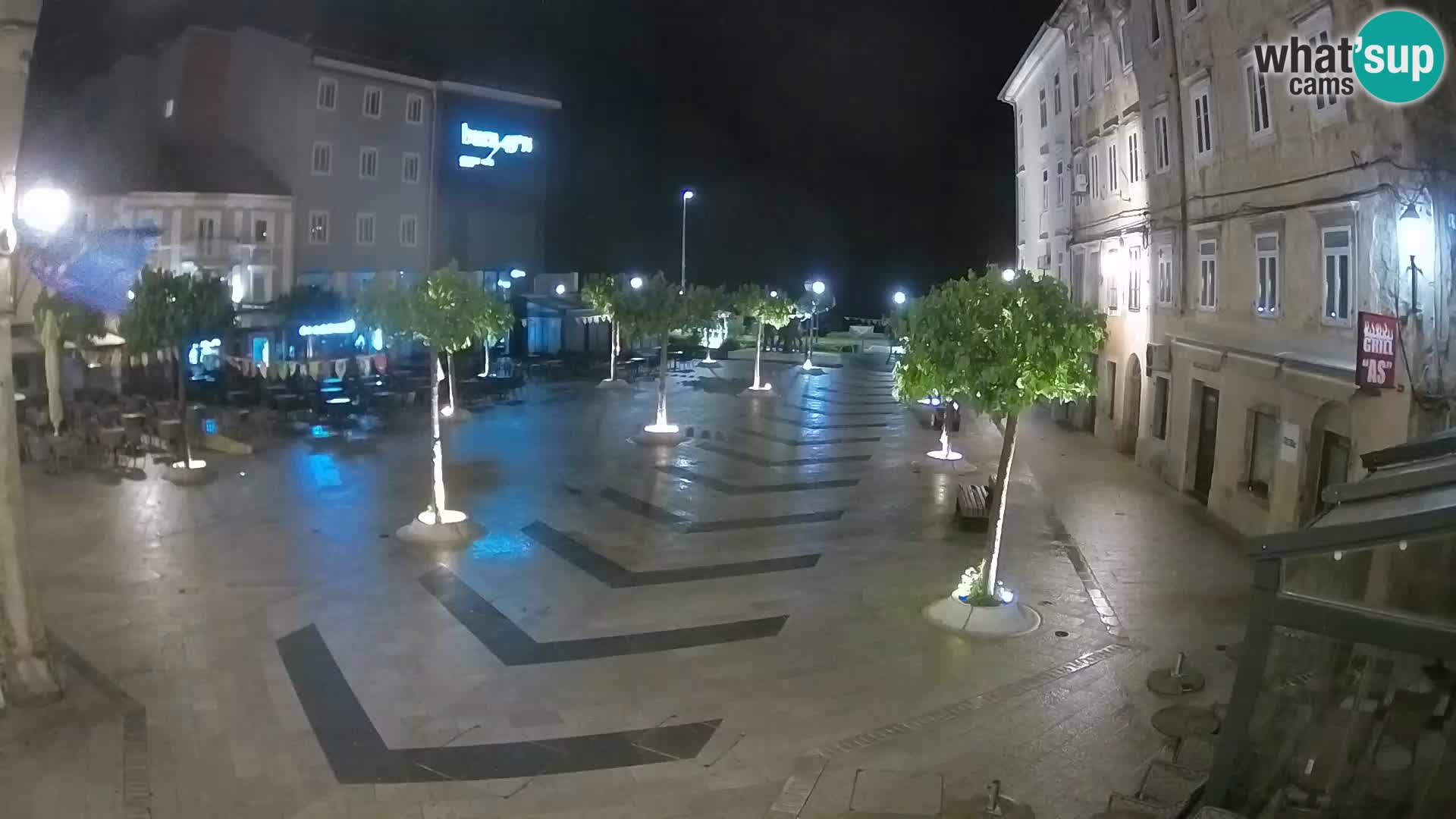 Center mesta Senj – Pavlinski trg – spletne kamere Dalmacija