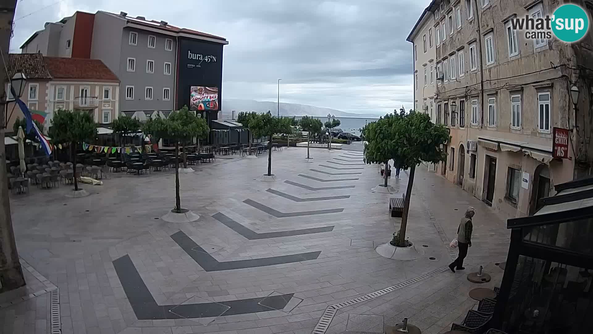 Centar grada Senja – Pavlinski trg – web kamere Dalmacija