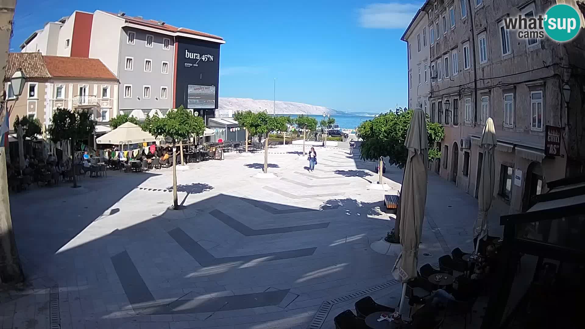 Centar grada Senja – Pavlinski trg – web kamere Dalmacija