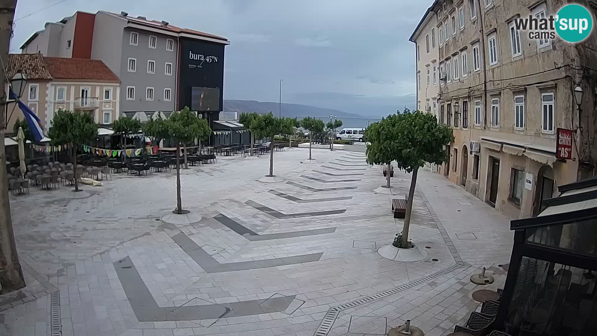 Centro de la ciudad de Senj – plaza Pavlin – Live Cam Dalmacia