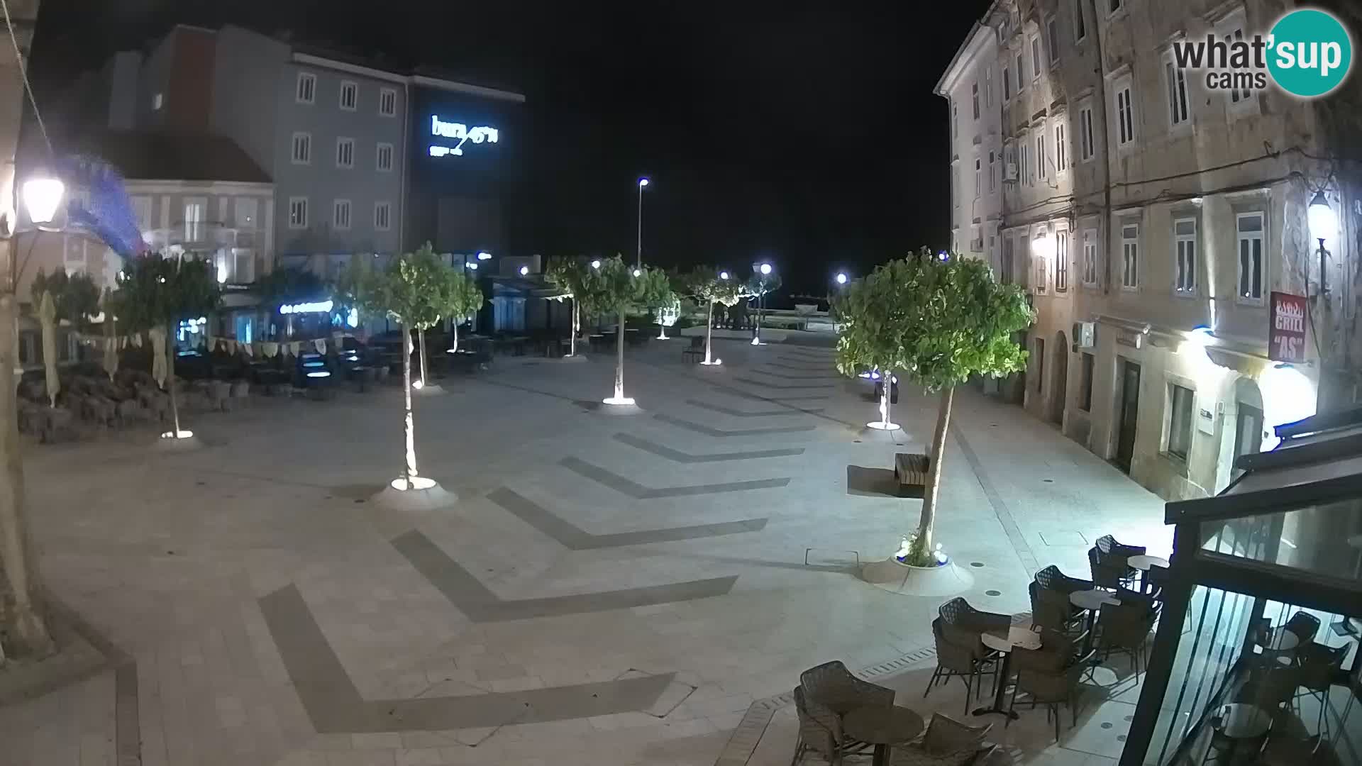 Center mesta Senj – Pavlinski trg – spletne kamere Dalmacija
