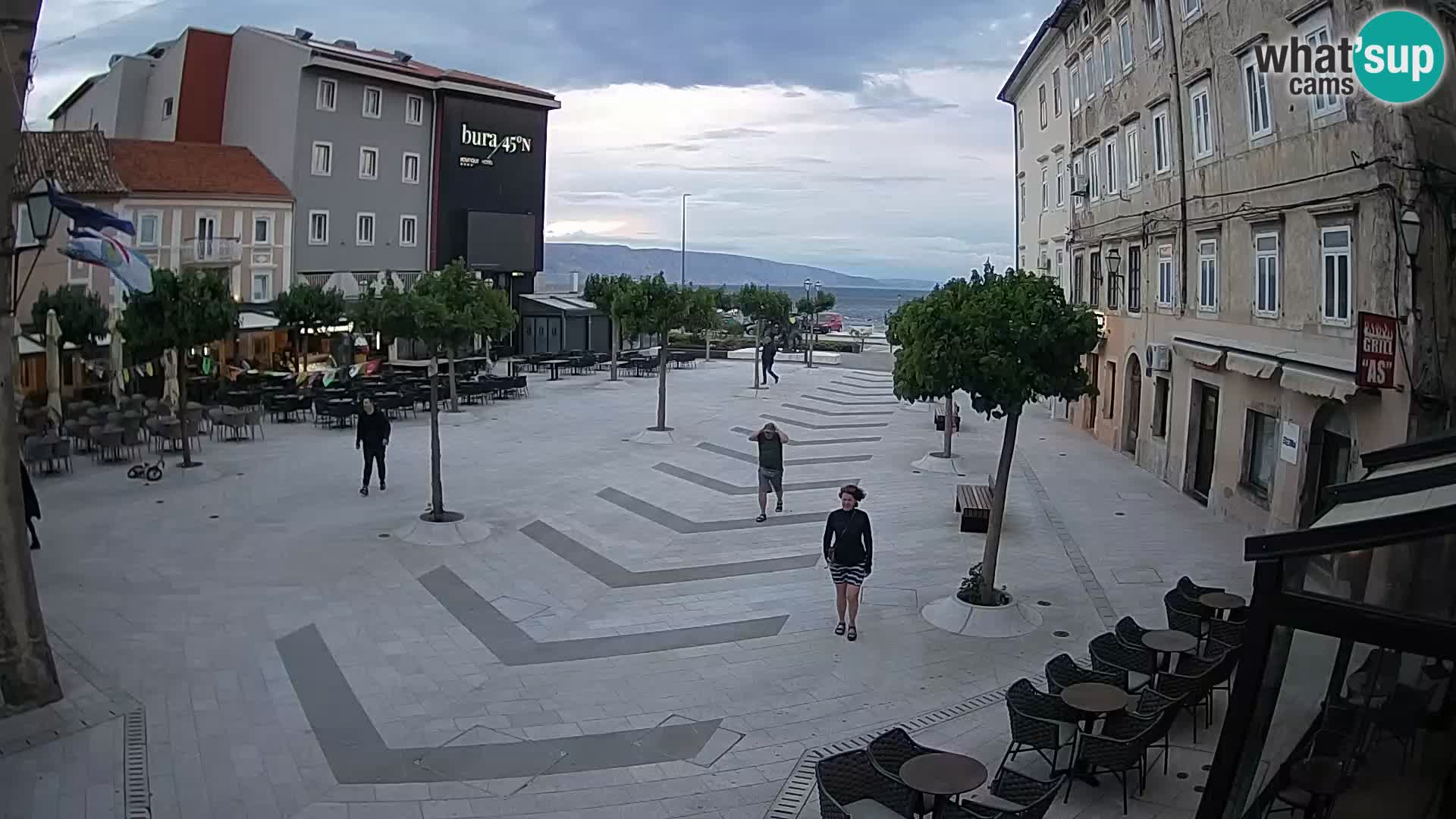 Center mesta Senj – Pavlinski trg – spletne kamere Dalmacija