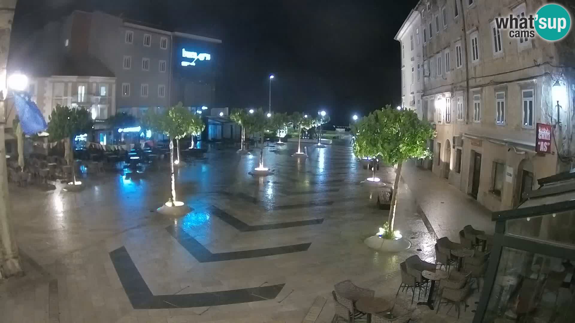 Center mesta Senj – Pavlinski trg – spletne kamere Dalmacija