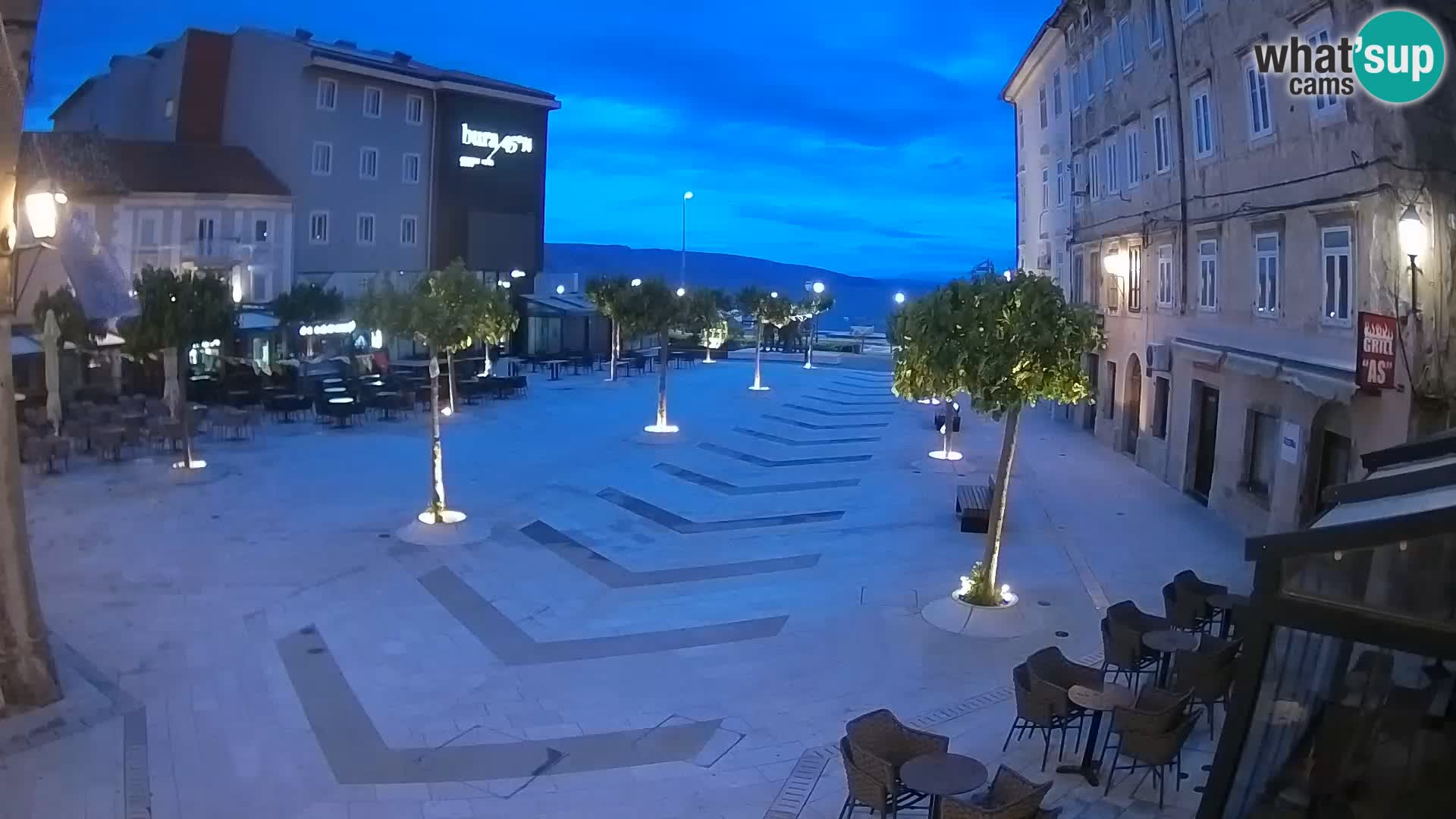 Center mesta Senj – Pavlinski trg – spletne kamere Dalmacija