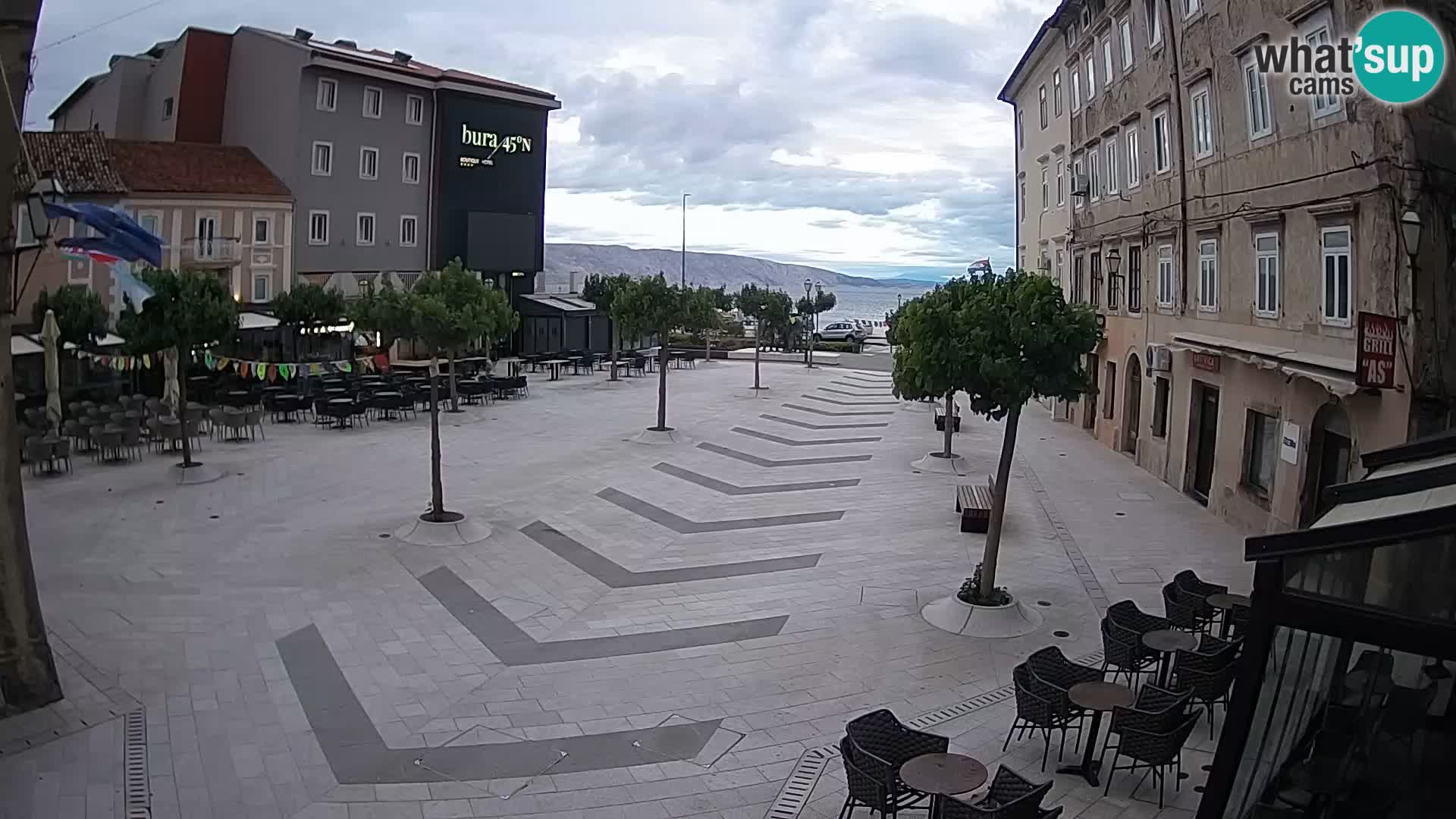 Zentrum der Stadt Senj – Pavlin platz – Live Cam Dalmatia
