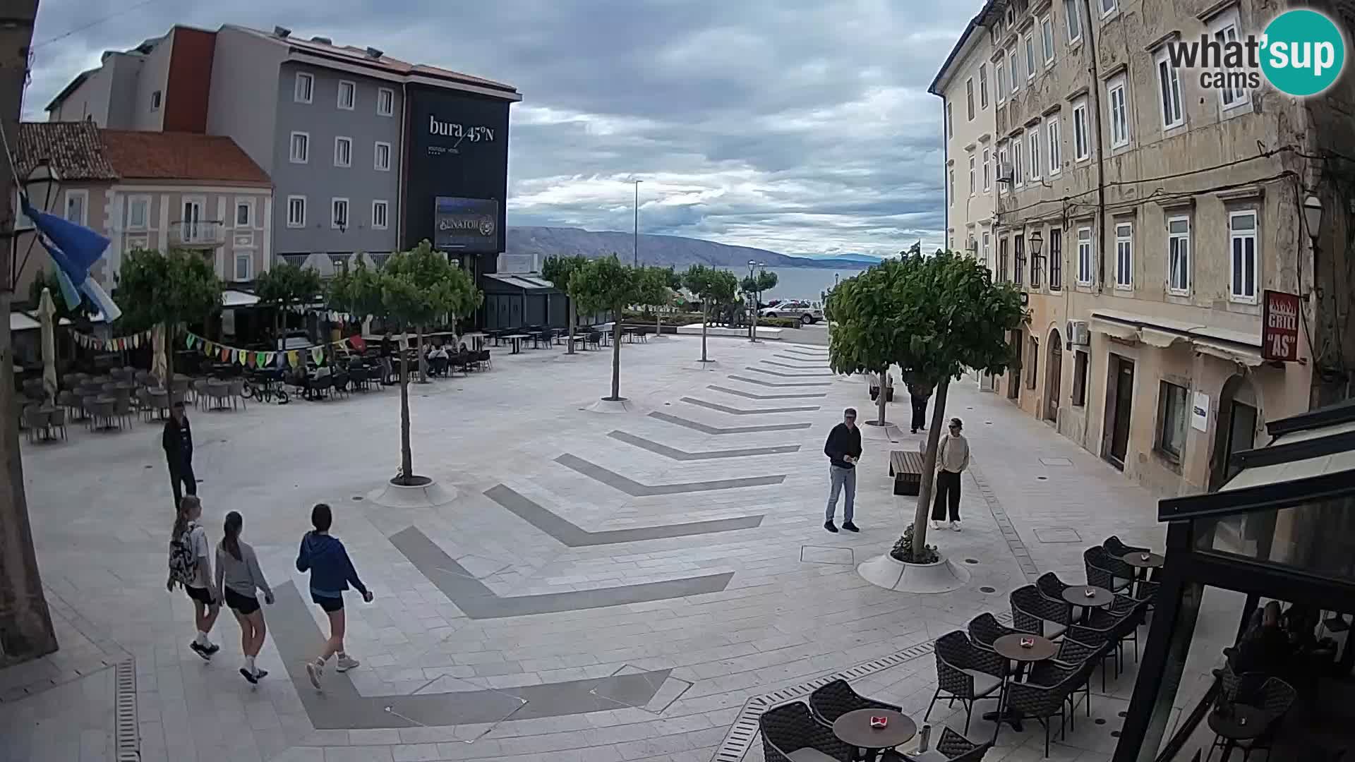 Center mesta Senj – Pavlinski trg – spletne kamere Dalmacija