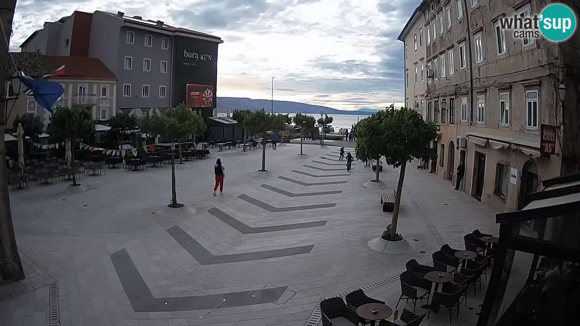Center mesta Senj – Pavlinski trg – spletne kamere Dalmacija