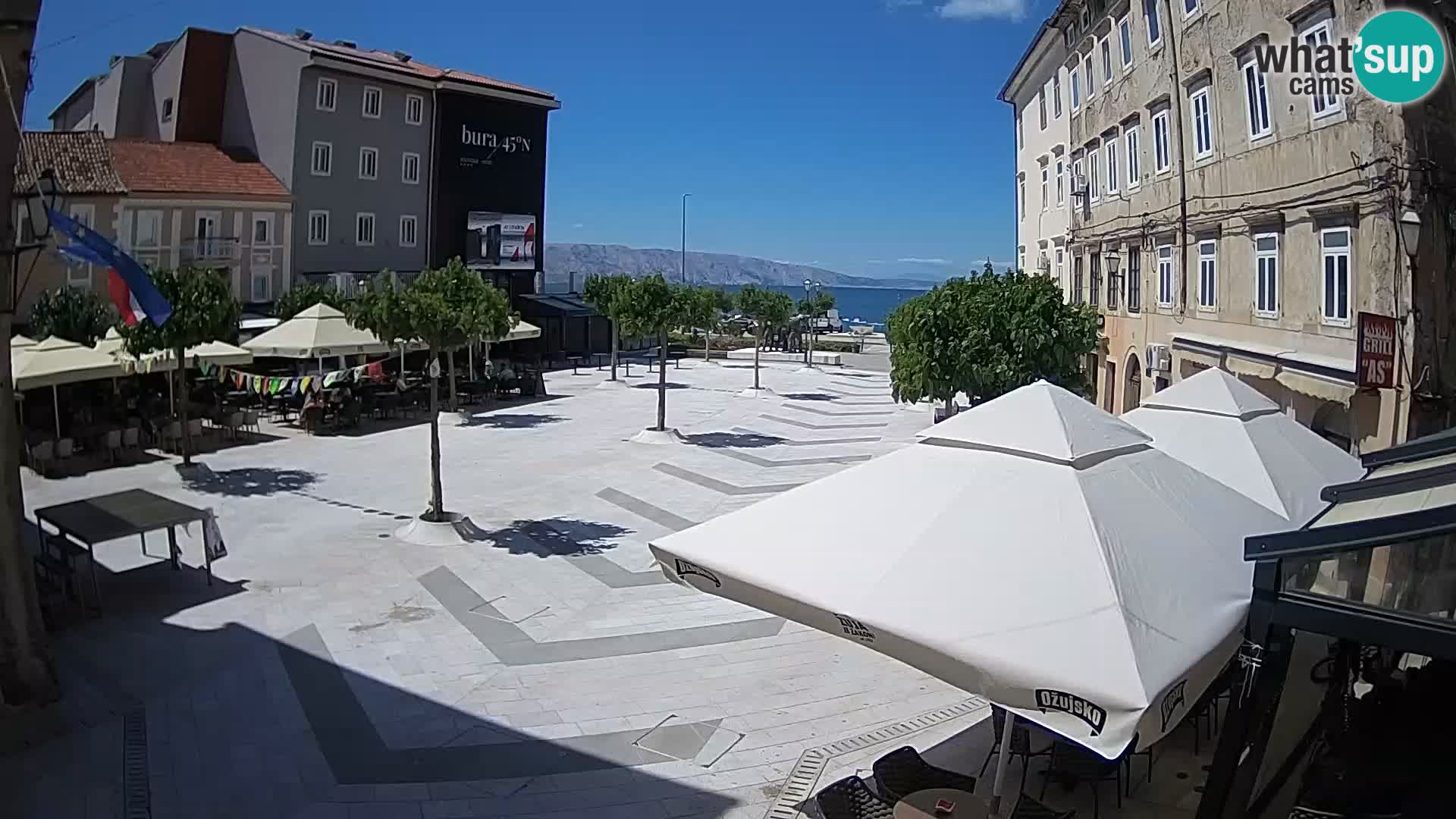 Centar grada Senja – Pavlinski trg – web kamere Dalmacija