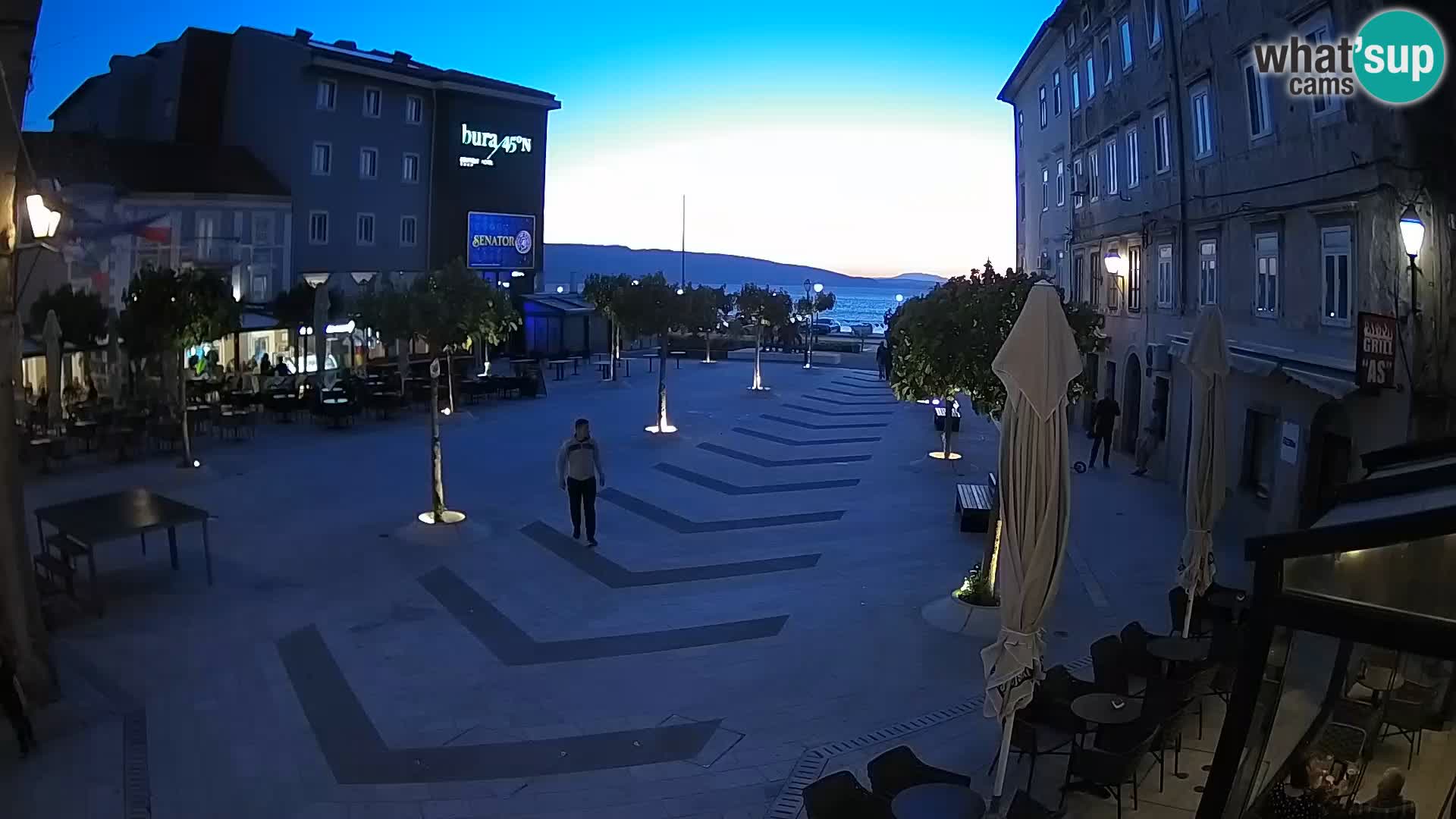 Zentrum der Stadt Senj – Pavlin platz – Live Cam Dalmatia