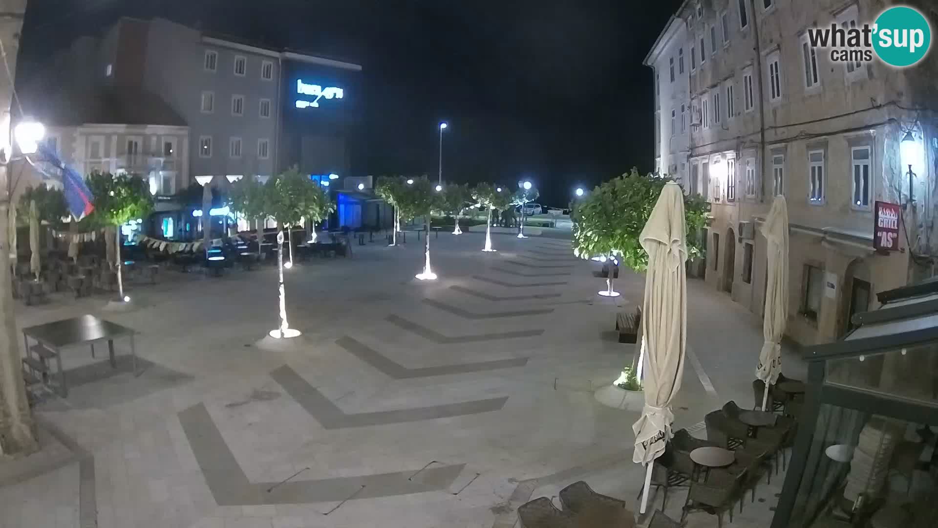 Zentrum der Stadt Senj – Pavlin platz – Live Cam Dalmatia