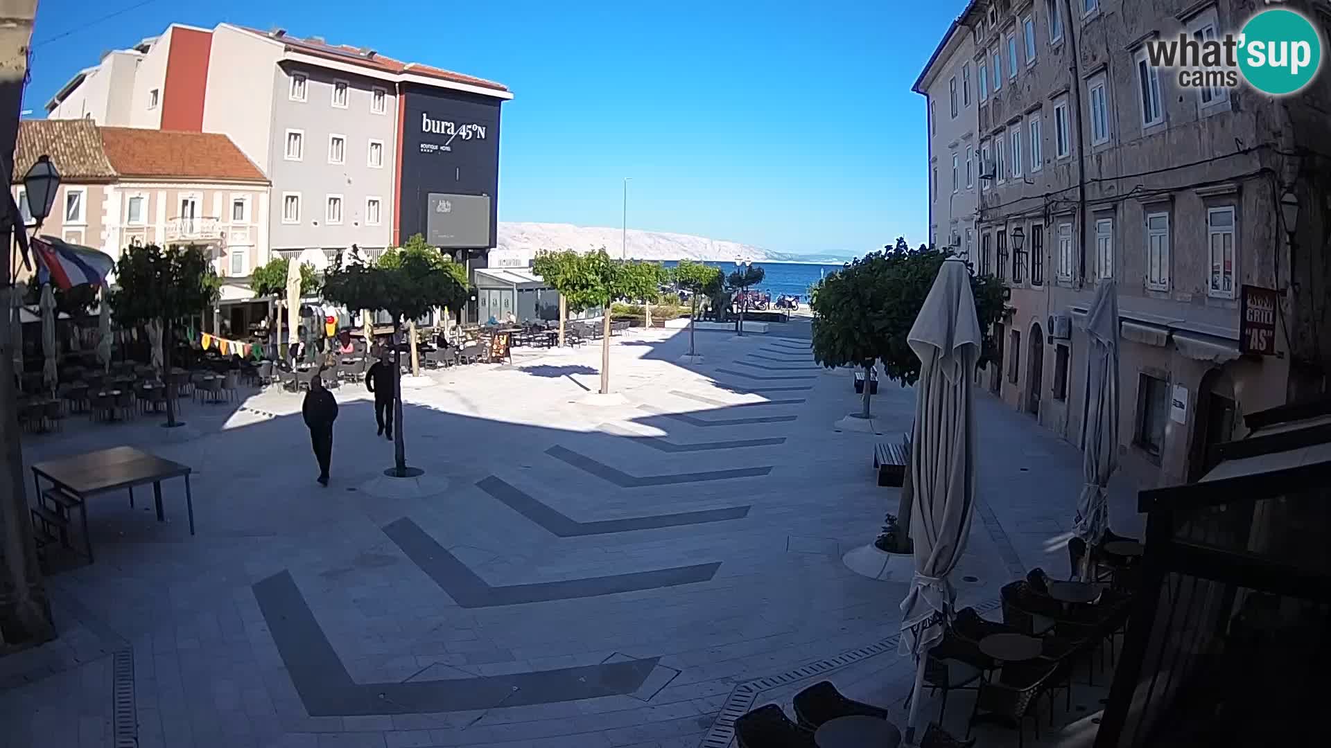 Centar grada Senja – Pavlinski trg – web kamere Dalmacija