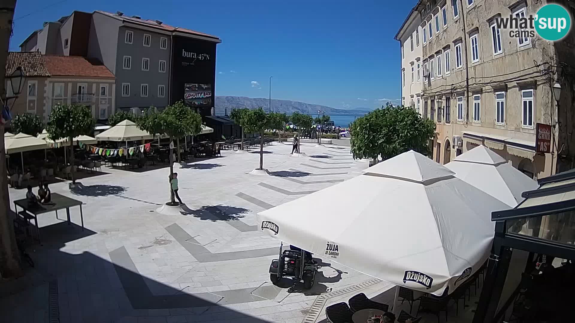 Zentrum der Stadt Senj – Pavlin platz – Live Cam Dalmatia