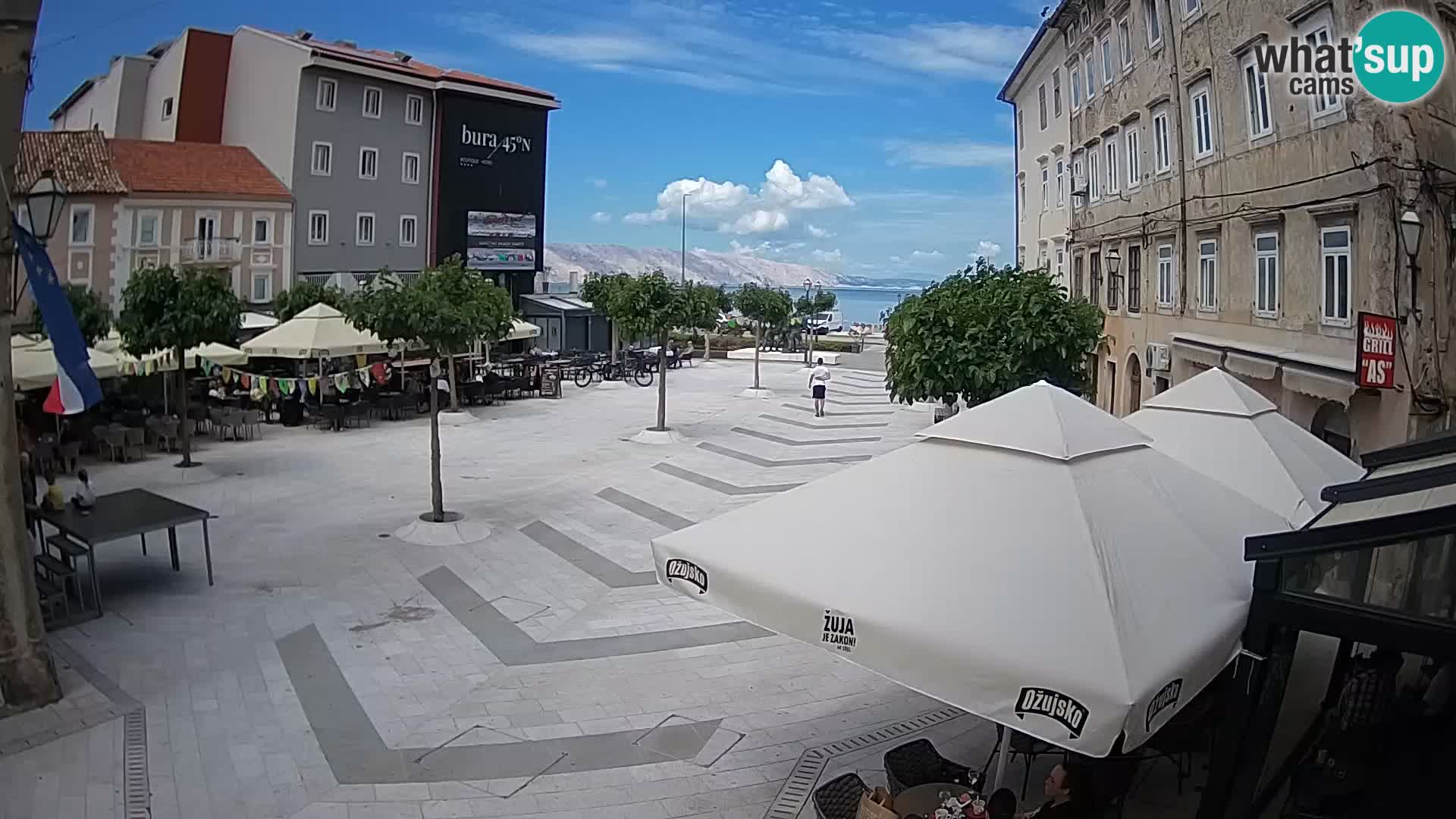 Centar grada Senja – Pavlinski trg – web kamere Dalmacija