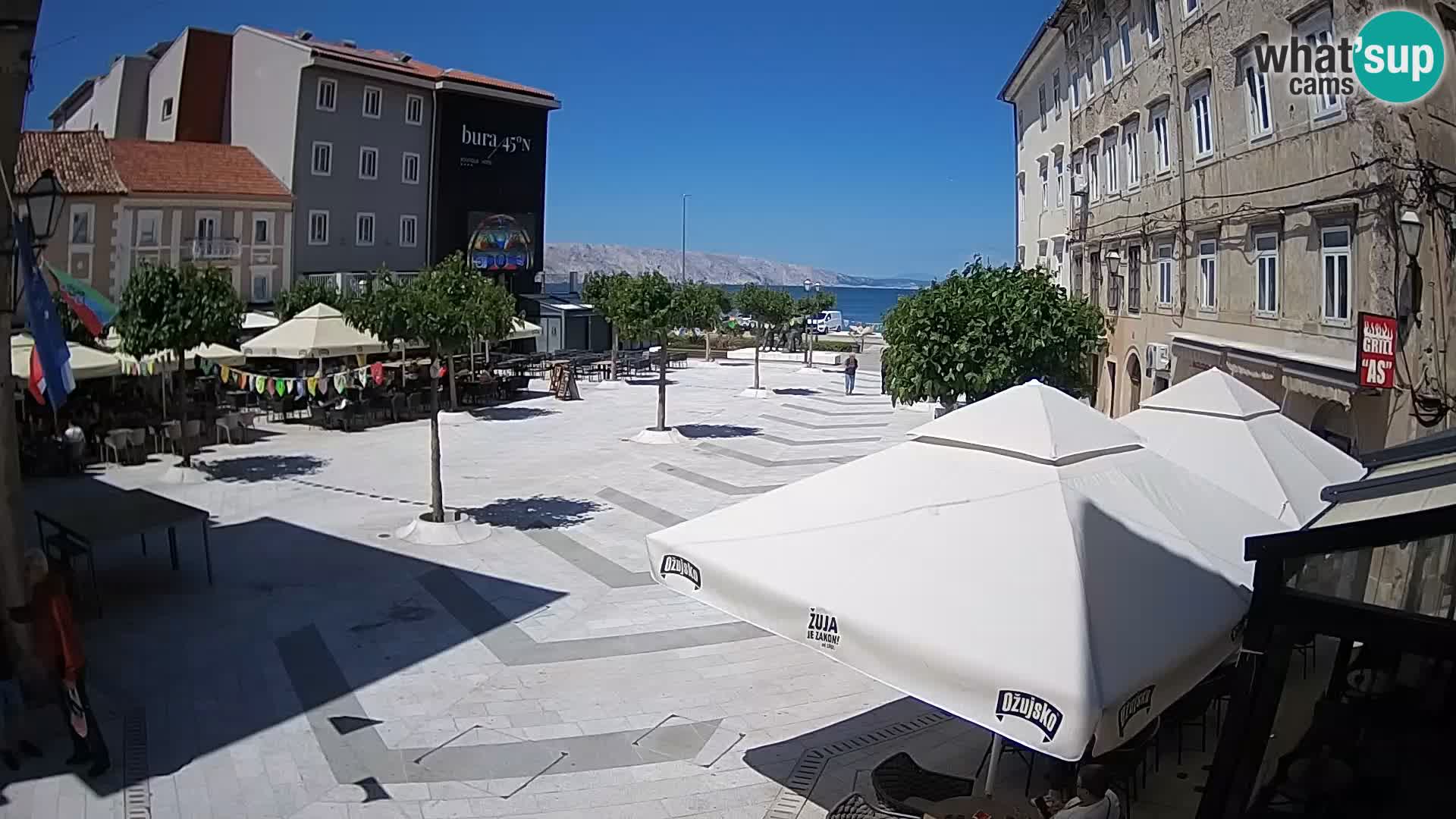 Centar grada Senja – Pavlinski trg – web kamere Dalmacija