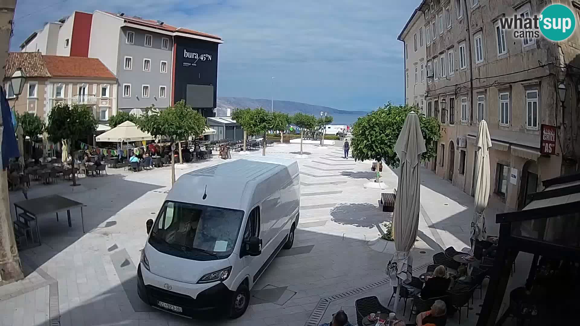 Zentrum der Stadt Senj – Pavlin platz – Live Cam Dalmatia