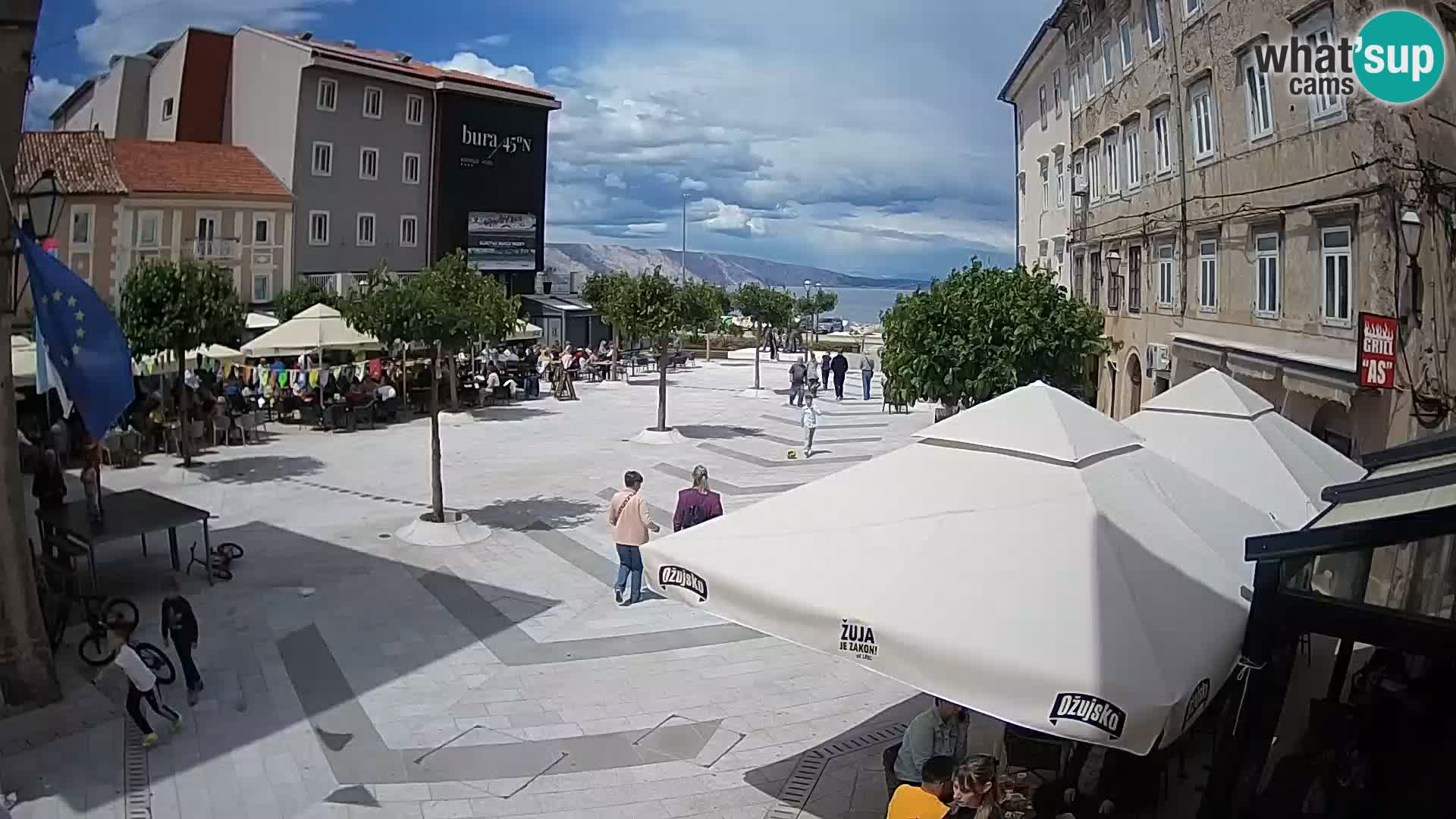 Zentrum der Stadt Senj – Pavlin platz – Live Cam Dalmatia