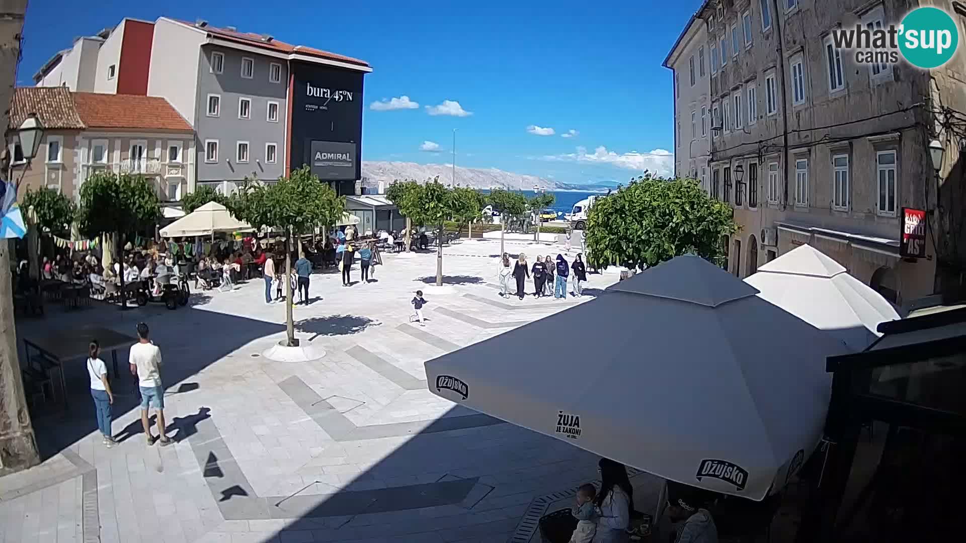 Center mesta Senj – Pavlinski trg – spletne kamere Dalmacija