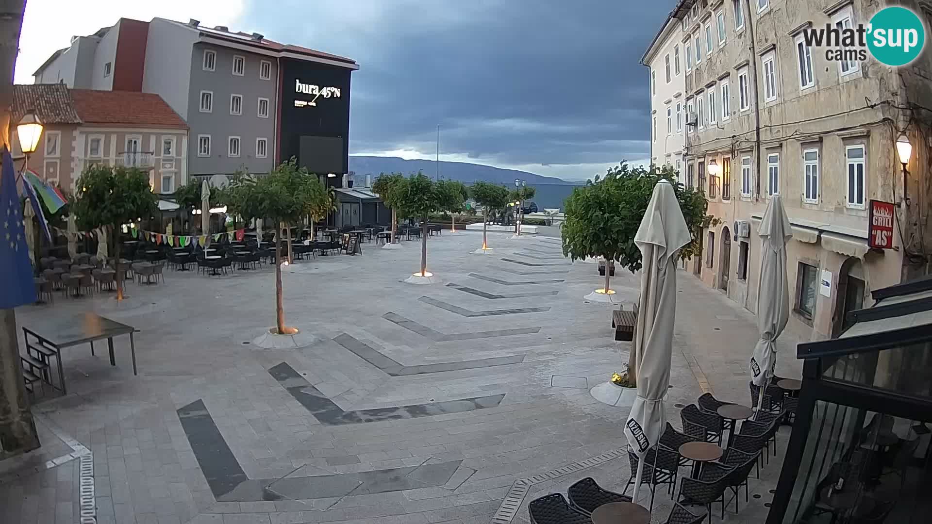 Center mesta Senj – Pavlinski trg – spletne kamere Dalmacija